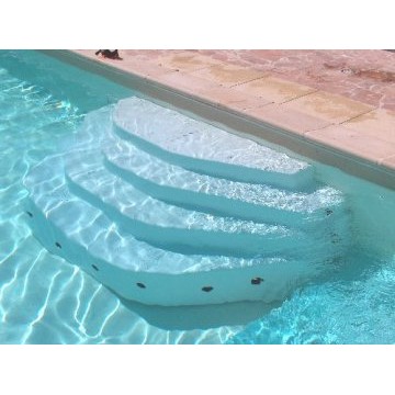 Escalier droit XXL sur liner 1.20m Immergeable